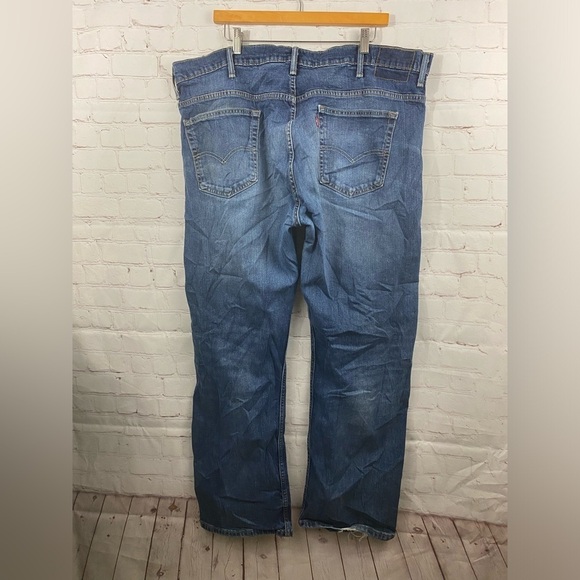 Levi’s 511 Jeans Mens Size 42x32 Medium Wash Straight Leg (Back Patch Missing) - Picture 2 of 10